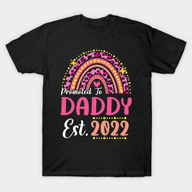 Promoted to Daddy Est.2022 Rainbow Papa to Be New Papa T-Shirt by melodielouisa